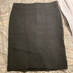 Grey pencil skirt